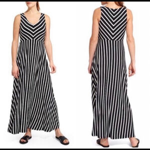 NWT Athleta Dreamin Black and White Stripe Maxi Dress size XS
